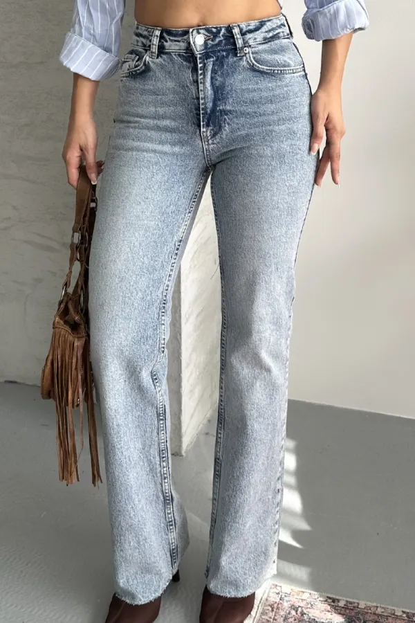Kesik Paça Straight Fit Kot Pantolon  7114-14-(28-33)