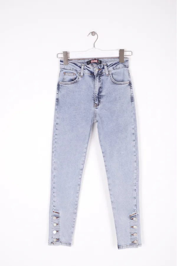 Paçası Dört Düğmeli Kot Pantolon 786-08-(26-31) Paçası Dört Düğmeli Kot Pantolon 786-08-(26-31)