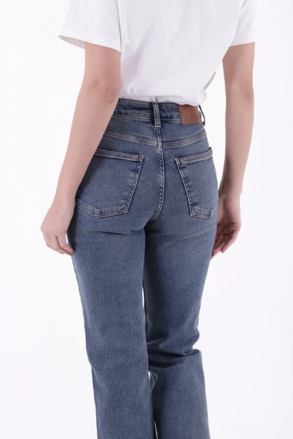 Dikişli Paça Bol Paça Relax Kot Pantolon  7026-02-(28-33)