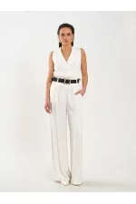 Pantalon à pli unique avec détail de ceinture 031624