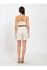 010860 Pileli Kemerli Şort