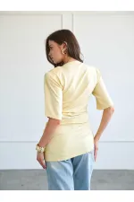 050748 Vatkalı Büzgülü T-shirt