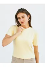 050734 Crew Neck Crop T-Shirt