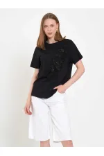 050741 T132 Crew Neck Beaded Print T-shirt