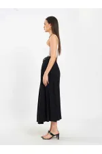 041164 A Pleated Belted Midi Skirt