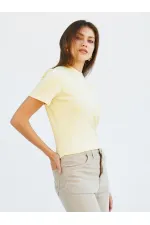 050734 Crew Neck Crop T-Shirt