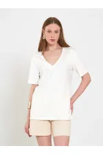 050736 V-Neck Knitted T-Shirt