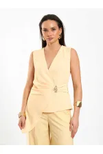 071892 Tokalı V Yaka Asimetrik Bluz