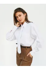 Chemise à une poche avec cravate 080733