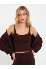 220649 Équipe sportive à trois pièces