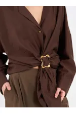 Chemise 080814 avec détail de boucle