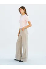 050734 Crew Neck Crop T-Shirt