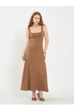 111687 Midi Volanlı Elbise