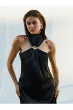 111631 Tokalı Yırtmaçlı Uzun Saten Elbise