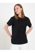 050741 T132 Crew Neck Beaded Print T-shirt