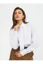 Chemise à une poche avec cravate 080733