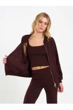 220649 Équipe sportive à trois pièces