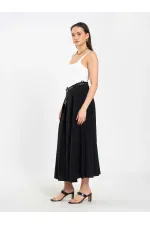 041164 A Pleated Belted Midi Skirt