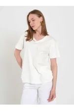 050737 T128 V Yaka Çiçek İşlemeli Örme T-Shirt