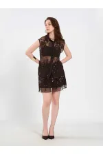 Chemise sans manches à sequins et ornements 080821