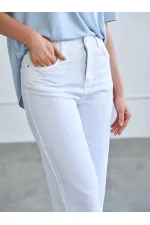 031666 Düz Paça Orta Bel Jeans