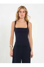 071857 Kare Yaka Askılı Bluz