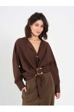 Chemise 080814 avec détail de boucle