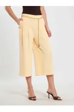 010872 Chain Belt Bermuda Shorts