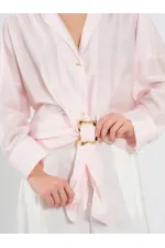 Chemise 080814 avec détail de boucle