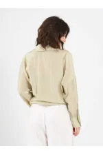 Chemise 080814 avec détail de boucle