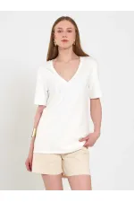 050736 V-Neck Knitted T-Shirt