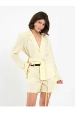 010867 Pileli Mini Şort