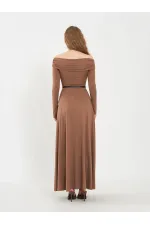 111690 Düşük Omuzlu Drapeli Elbise