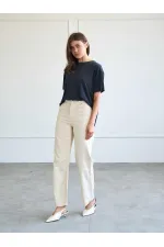 031666 Düz Paça Orta Bel Jeans