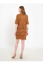 080818 Square Cut Lace-Look Shirt