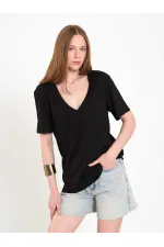 050736 V-Neck Knitted T-Shirt