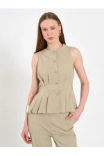 120746 Stella Waist-Fitted Vest