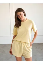 010882 Short mini en maille à taille élastique