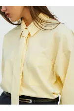 Chemise à une poche avec cravate (réf. 080733)