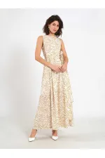 Robe 111537 avec boucle métallique au dos