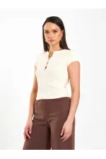 050652 Body basique à col boutonné