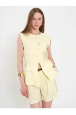 120732 Vest with Ruffled Hem