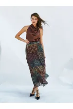 Jupe plissée 041110 avec ceinture à chaîne