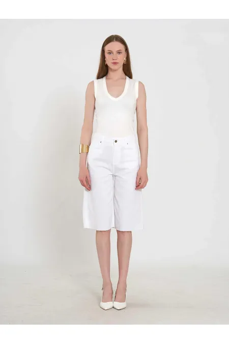 010878 Relaxed Fit Bermuda Denim Shorts