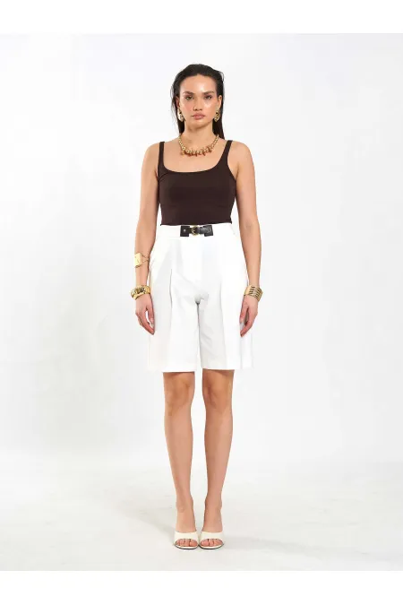 010871 Kemer Detaylı Bermuda Şort