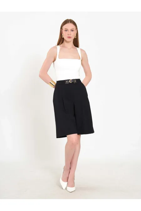 010880 Stella Bermuda Shorts with Buckle