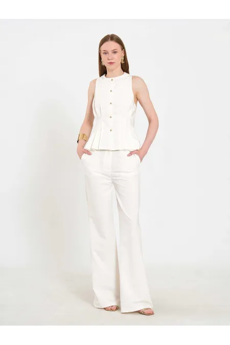 031673 Stella Straight Leg Trousers with Belt Buckle