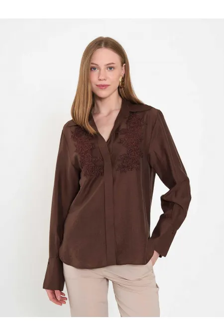 080820 Tencel Shirt with Lace Details