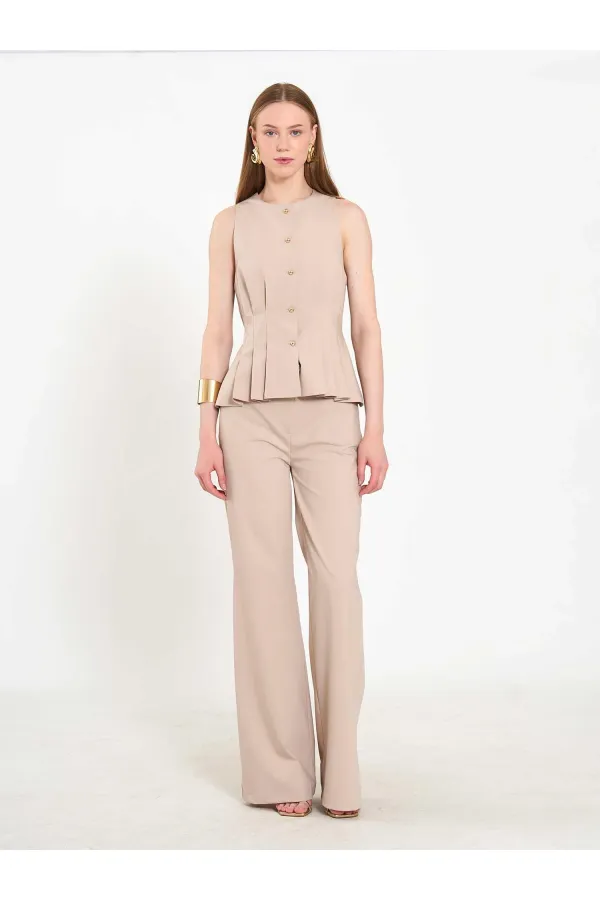 120746 Stella Waist-Fitted Vest