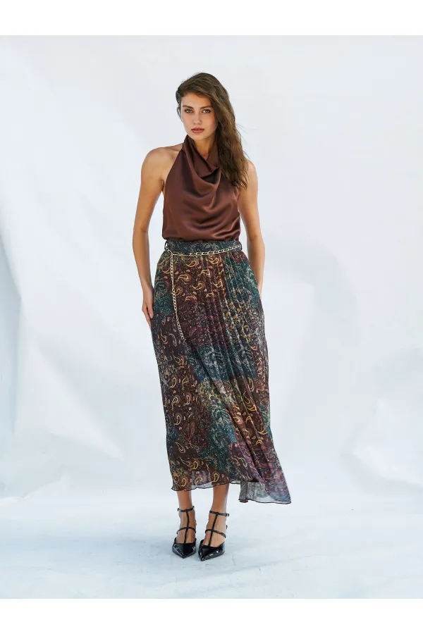 Jupe plissée 041110 avec ceinture à chaîne